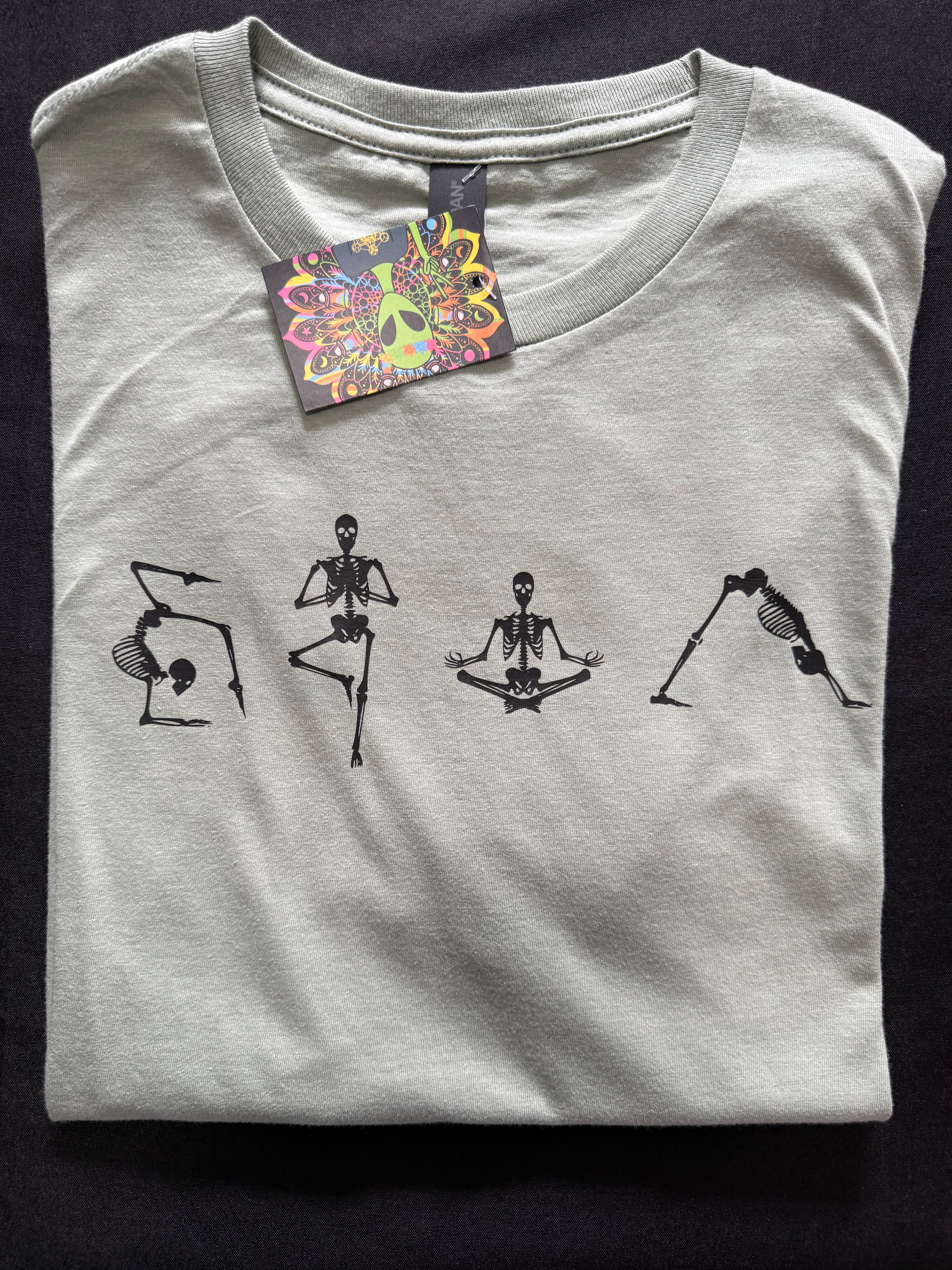 Skeleton Yoga Graphic T-Shirt – Sage Green