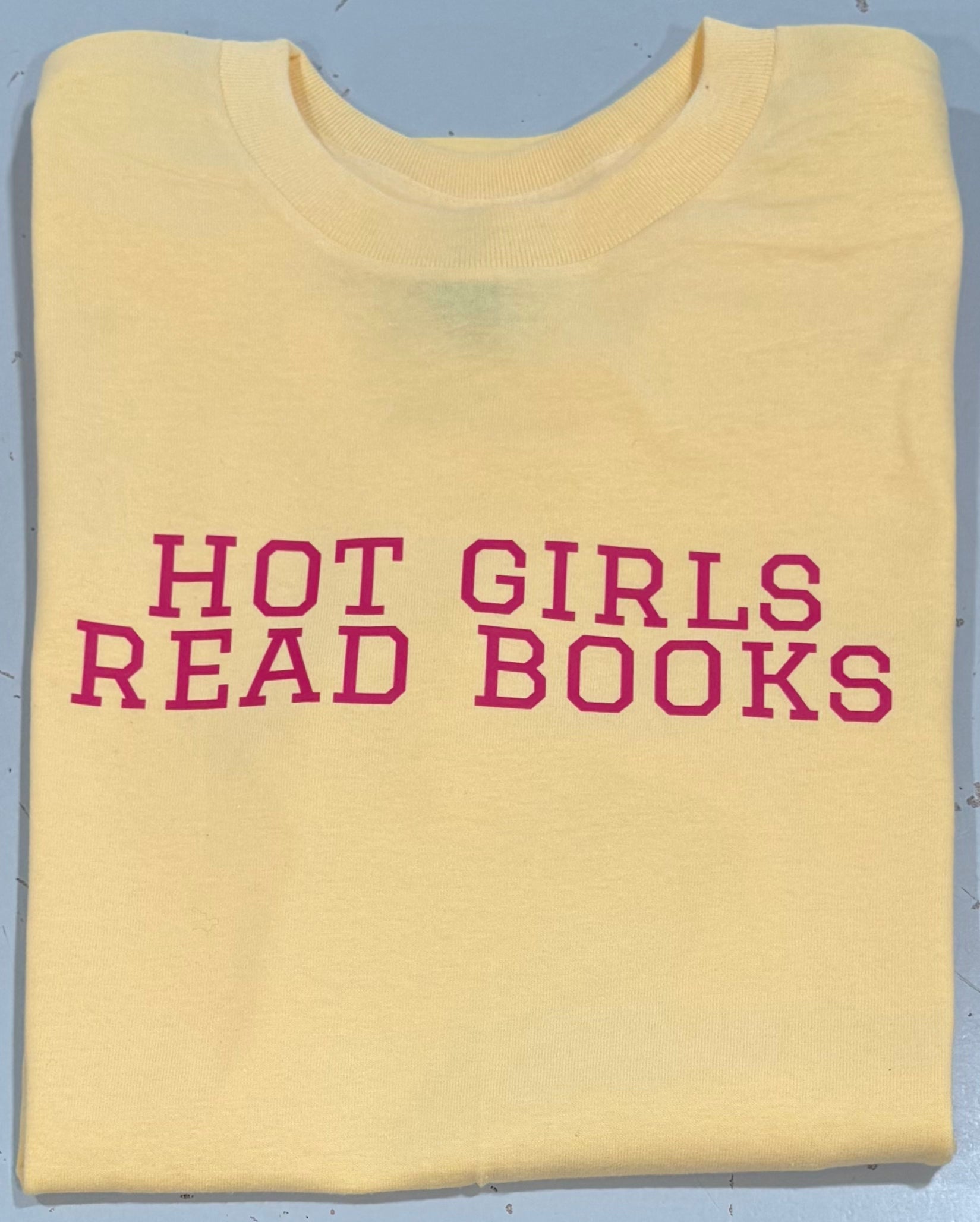 Hot Girls Read Books Tshirt